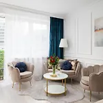 First Class 3 Min To Station With Balcony, Ac And The View On Palace * Warszawa
