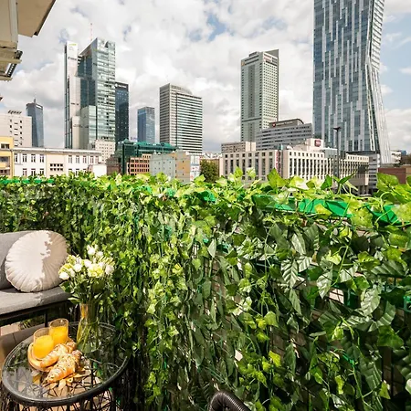 First Class 3 Min To Station With Balcony, Ac And The View On Palace *